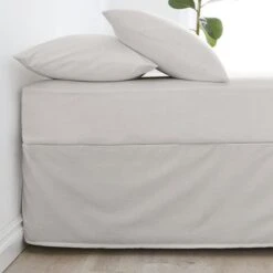 Non Iron Plain Dye Silver Valance -DUNELM Furniture Shop 1000089372 alt01