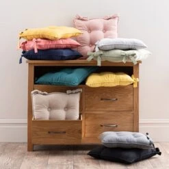 Isabelle Seat Pad -DUNELM Furniture Shop 1000181516 alt09