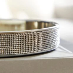 Round Diamante Tray -DUNELM Furniture Shop 1000182456 alt01