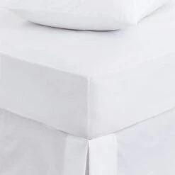 Non Iron Plain Fitted Sheet -DUNELM Furniture Shop 30207750