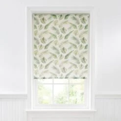Voyager Green Leaf Moisture Resistant Daylight Roller Blind -DUNELM Furniture Shop 30437528 alt02
