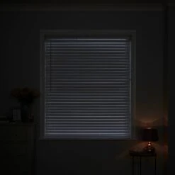 Room Darkening Venetian Blind -DUNELM Furniture Shop 30651461 alt01