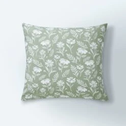 Timeless Floral Print Cushion Cover -DUNELM Furniture Shop 30685201 alt01
