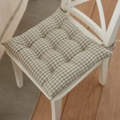 Gingham Check 9 Stitch Sage Seat Pad -DUNELM Furniture Shop 30755196 alt01