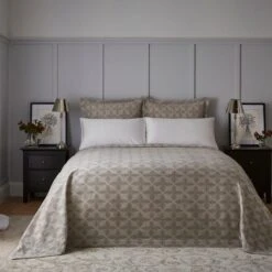 Dorma Danbury Bedspread