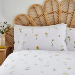 Pressed Floral Duvet Cover And Pillowcase Set -DUNELM Furniture Shop 30783518 alt01
