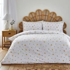Pressed Floral Duvet Cover And Pillowcase Set -DUNELM Furniture Shop 30783531 alt02