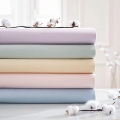Dorma Smooth & Soft 300 Thread Count Cotton Sateen Flat Sheet -DUNELM Furniture Shop 30802344 alt07