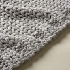 Chunky Knit Recycled Throw 130cm X 170cm -DUNELM Furniture Shop 30826706 alt01
