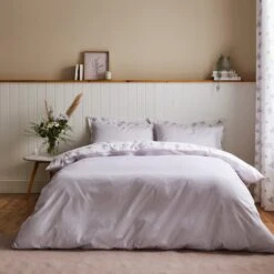 Hailey Ditsy Mauve Duvet Cover And Pillowcase Set -DUNELM Furniture Shop 30828793 alt02