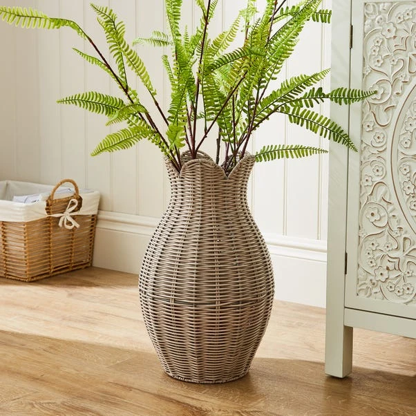 Woven Recycled Plastic Vase 3 Woven Recycled Plastic Vase