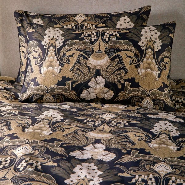 Laurence Llewelyn-Bowen Suburban Jungle Duvet Cover And Pillowcase Set Black 9 Laurence Llewelyn-Bowen Suburban Jungle Duvet Cover And Pillowcase Set Black - Image 7