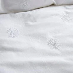 Salcombe Duvet Cover And Pillowcase Set -DUNELM Furniture Shop 30863581 alt04