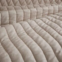 Tetbury Bedspread -DUNELM Furniture Shop 30871247 alt04