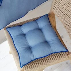 Contrast Stitch Seat Pad -DUNELM Furniture Shop 30872301 alt01