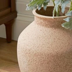 Traditional Stone Vase -DUNELM Furniture Shop 30873660 alt01