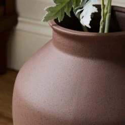 Traditional Stone Vase -DUNELM Furniture Shop 30873661 alt01