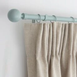 Oslo Extendable Metal Eyelet Curtain Pole -DUNELM Furniture Shop 30883326 alt04
