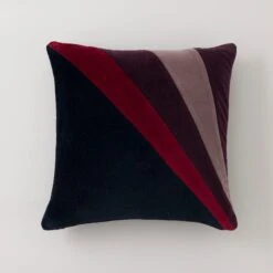 Clara Starburst Cushion -DUNELM Furniture Shop 30892849 alt01