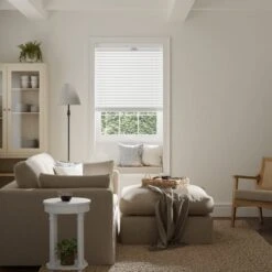 PVC Venetian Blind -DUNELM Furniture Shop 30898312 alt01