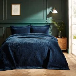 Haisley Geo Bedspread -DUNELM Furniture Shop 30902280