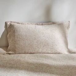 Kingham Leaves Oxford Pillowcase