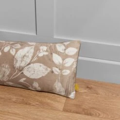 Leaf Draught Excluder 9 Leaf Draught Excluder -DUNELM Furniture Shop 30909620 alt01