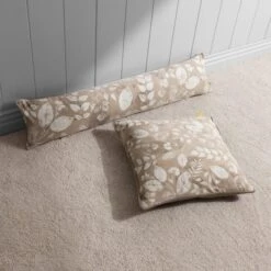 Leaf Draught Excluder 13 Leaf Draught Excluder -DUNELM Furniture Shop 30909620 alt07