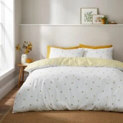 Printed Bee Duvet Cover & Pillowcase Set 28 Printed Bee Duvet Cover & Pillowcase Set -DUNELM Furniture Shop 30921015