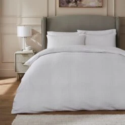 Hotel 200 Thread Count Check Duvet Cover & Pillowcase Set