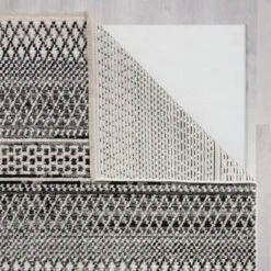 Parker Round Rug 36 Parker Round Rug -DUNELM Furniture Shop 30922097 alt02