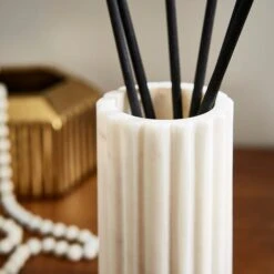 Silk Floral Ribbed Marble Diffuser -DUNELM Furniture Shop 30924503 alt01