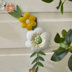 Iron Outdoor Indoor Flower Wreath -DUNELM Furniture Shop 30925710 alt01