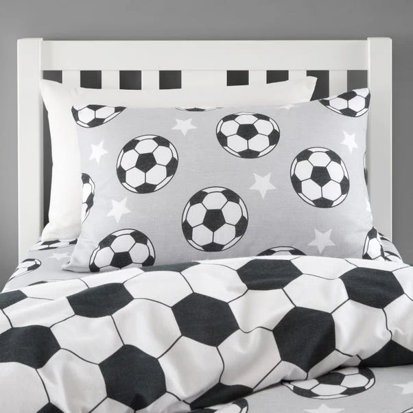 Catherine Lansfield Football Stars Brushed Cotton Duvet Cover And Pillowcase Set 10 Catherine Lansfield Football Stars Brushed Cotton Duvet Cover And Pillowcase Set - Image 8
