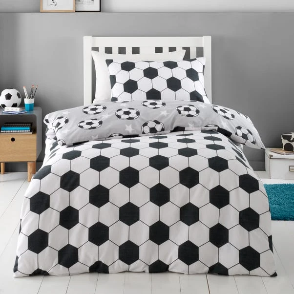 Catherine Lansfield Football Stars Brushed Cotton Duvet Cover And Pillowcase Set 5 Catherine Lansfield Football Stars Brushed Cotton Duvet Cover And Pillowcase Set - Image 3