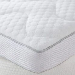 Snuggledown Clean And Protect Mattress Topper -DUNELM Furniture Shop 30972613 alt02